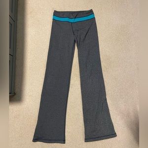 Lululemon groove flare legging - reversible